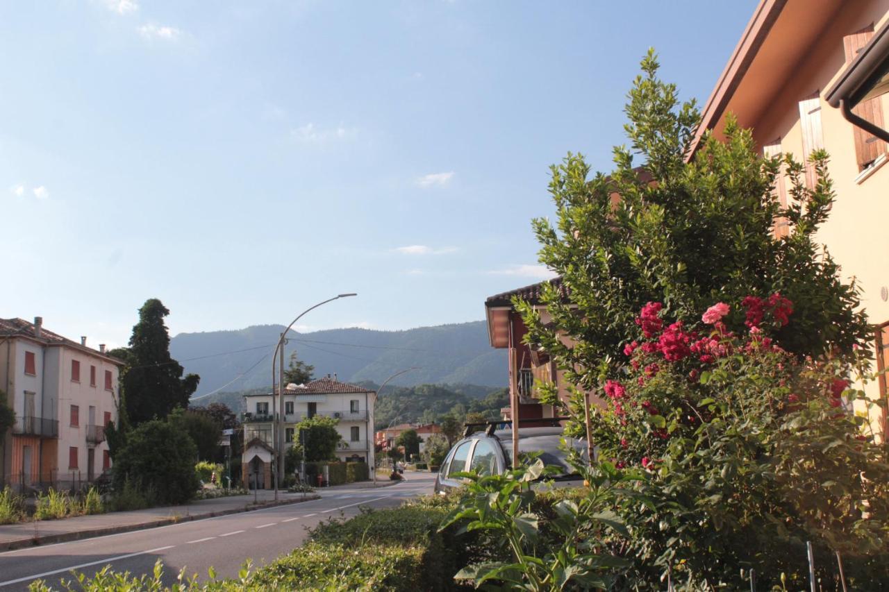 Locazione Turistica Gravetta Apartamento Tarzo Exterior foto